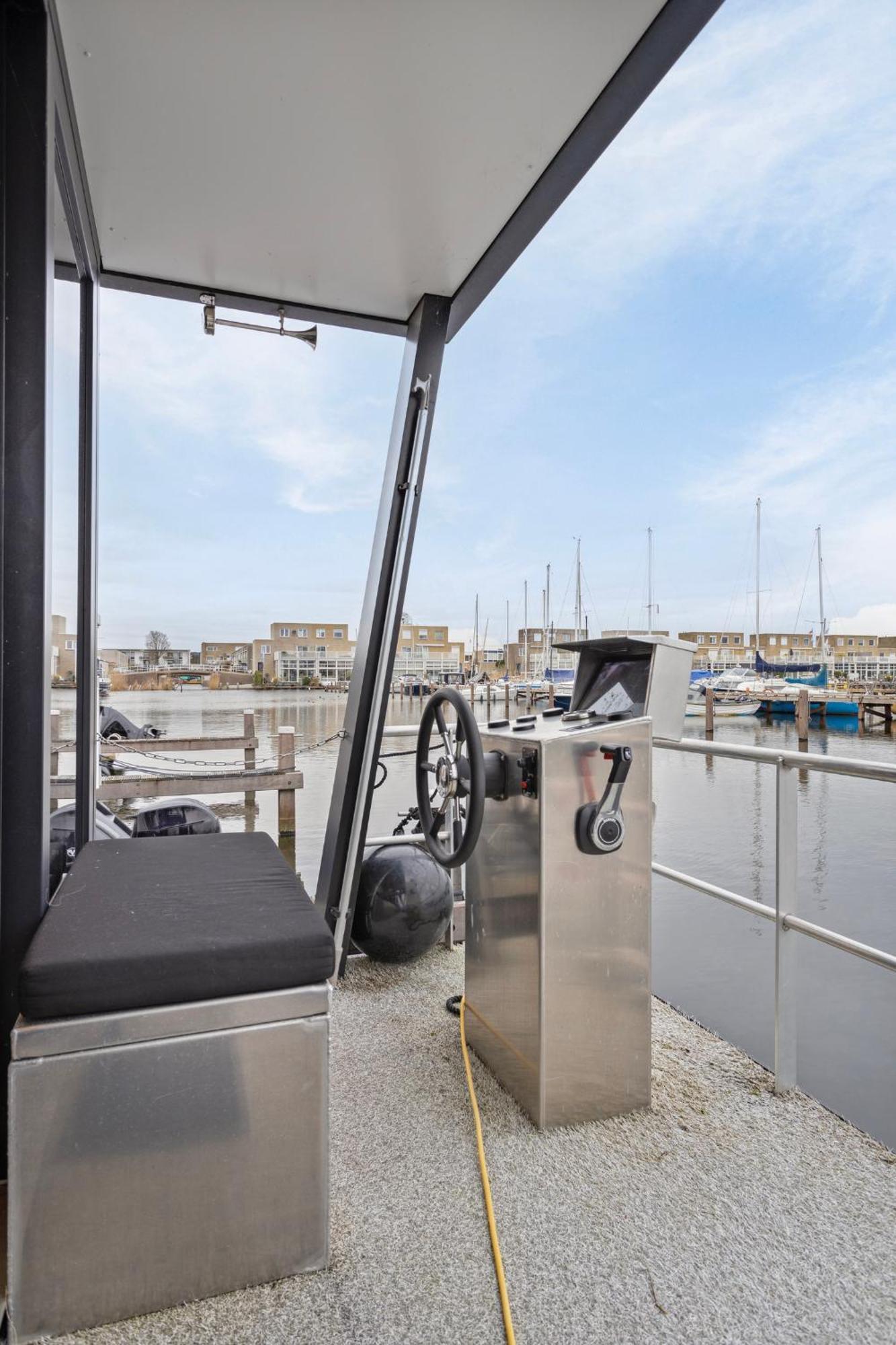 Luxurious Waterloft Near Beach And Centre By Weltevreden Experience Ζεεβόλντε Εξωτερικό φωτογραφία