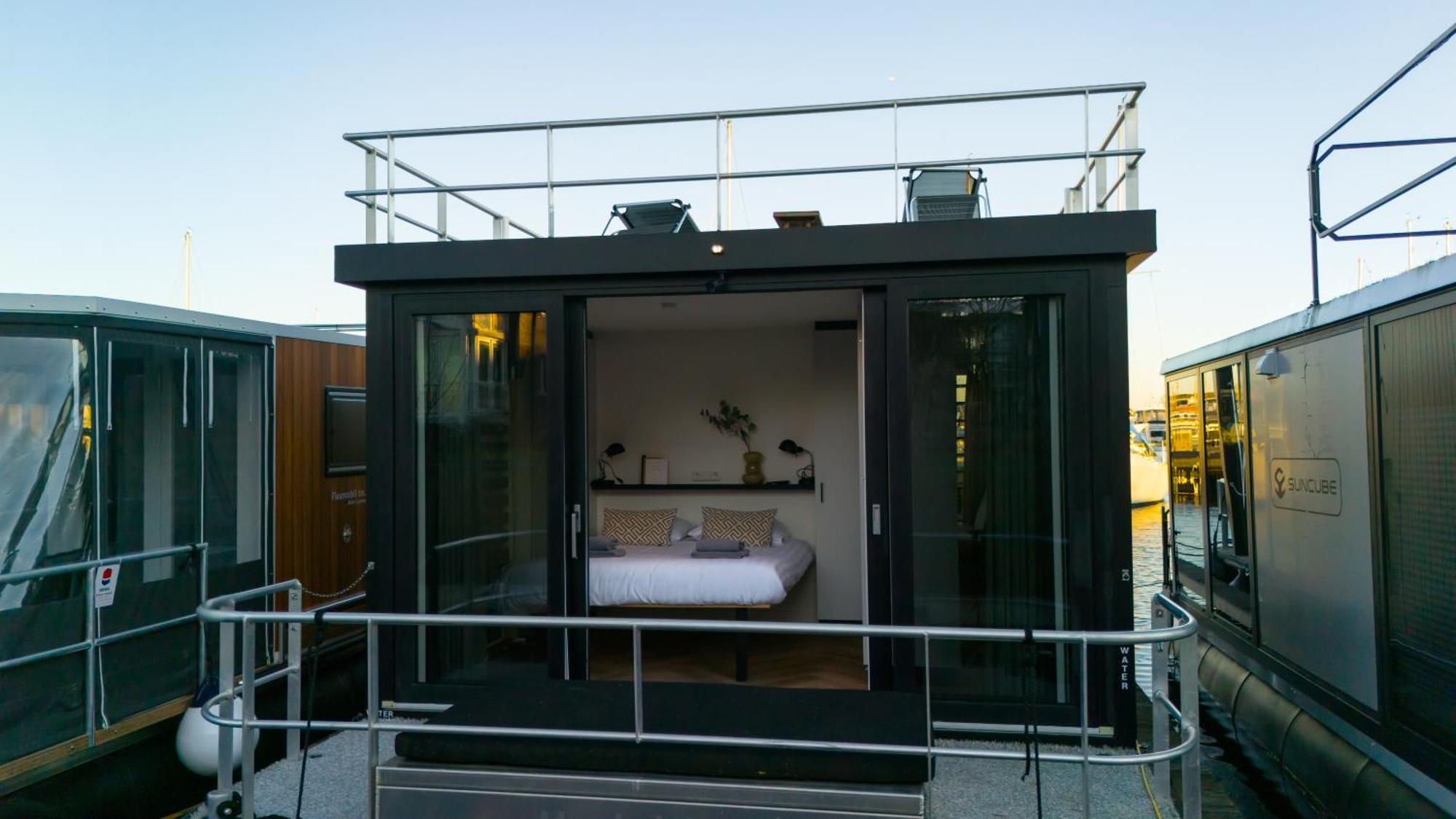 Luxurious Waterloft Near Beach And Centre By Weltevreden Experience Ζεεβόλντε Εξωτερικό φωτογραφία