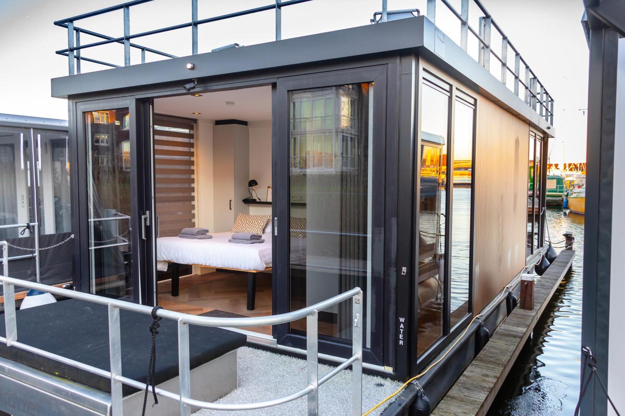 Luxurious Waterloft Near Beach And Centre By Weltevreden Experience Ζεεβόλντε Εξωτερικό φωτογραφία